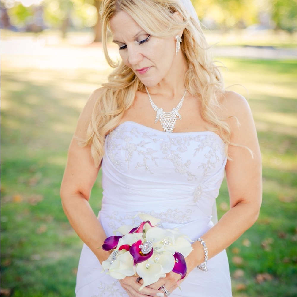 Hair Extensions only no shampoo or serum - Picture 6 of 6